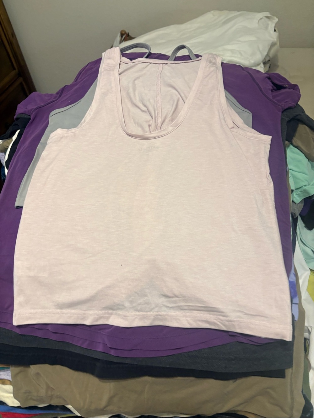 Athleta Pale Pink Scoop Neck Tank Top